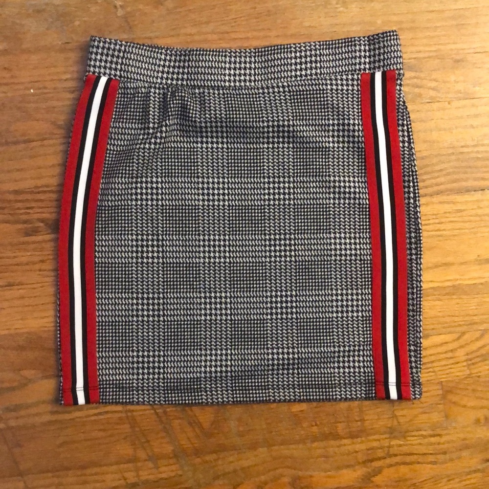 Ultra Flirt Juniors Varsity-Stripe Mini Skirt